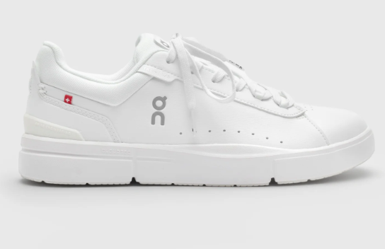 On Women's The Roger Advantage Sneakers – White
