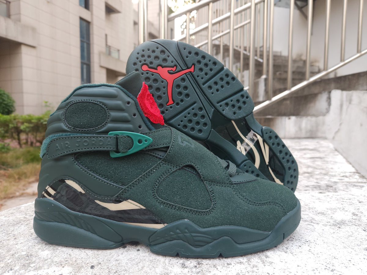 Air Jordan 8 High-Top Sneakers – Dark Green