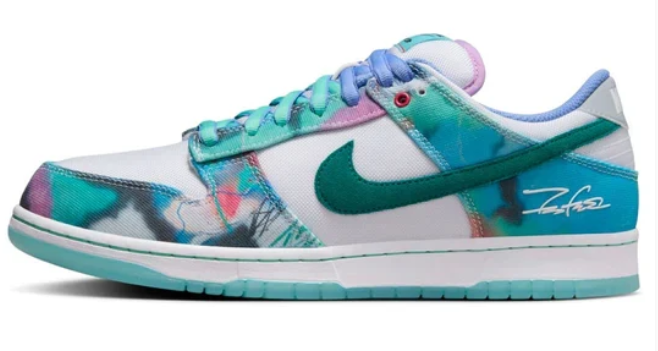 Nike SB Dunk Low x Futura Laboratories 'Bleached Aqua'