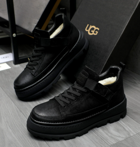 UGG Black Strap-Detail Lug-Sole Ankle Boots