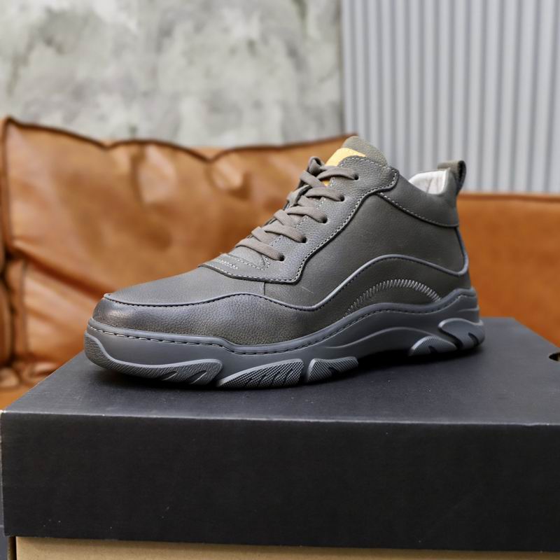UGG Gray Chunky-Sole Lace-Up Sneakers