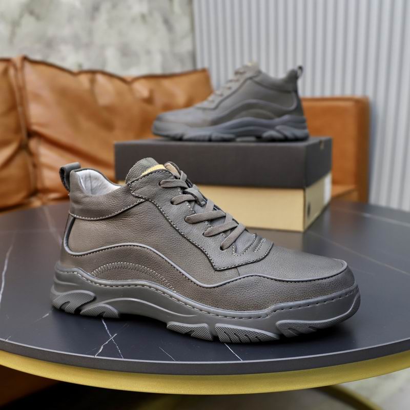UGG Gray Chunky-Sole Lace-Up Sneakers