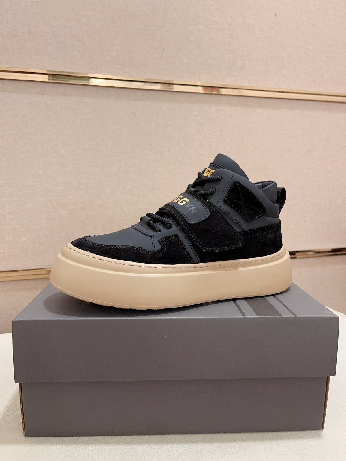 UGG Black Strap-Detail High-Top Platform Sneakers