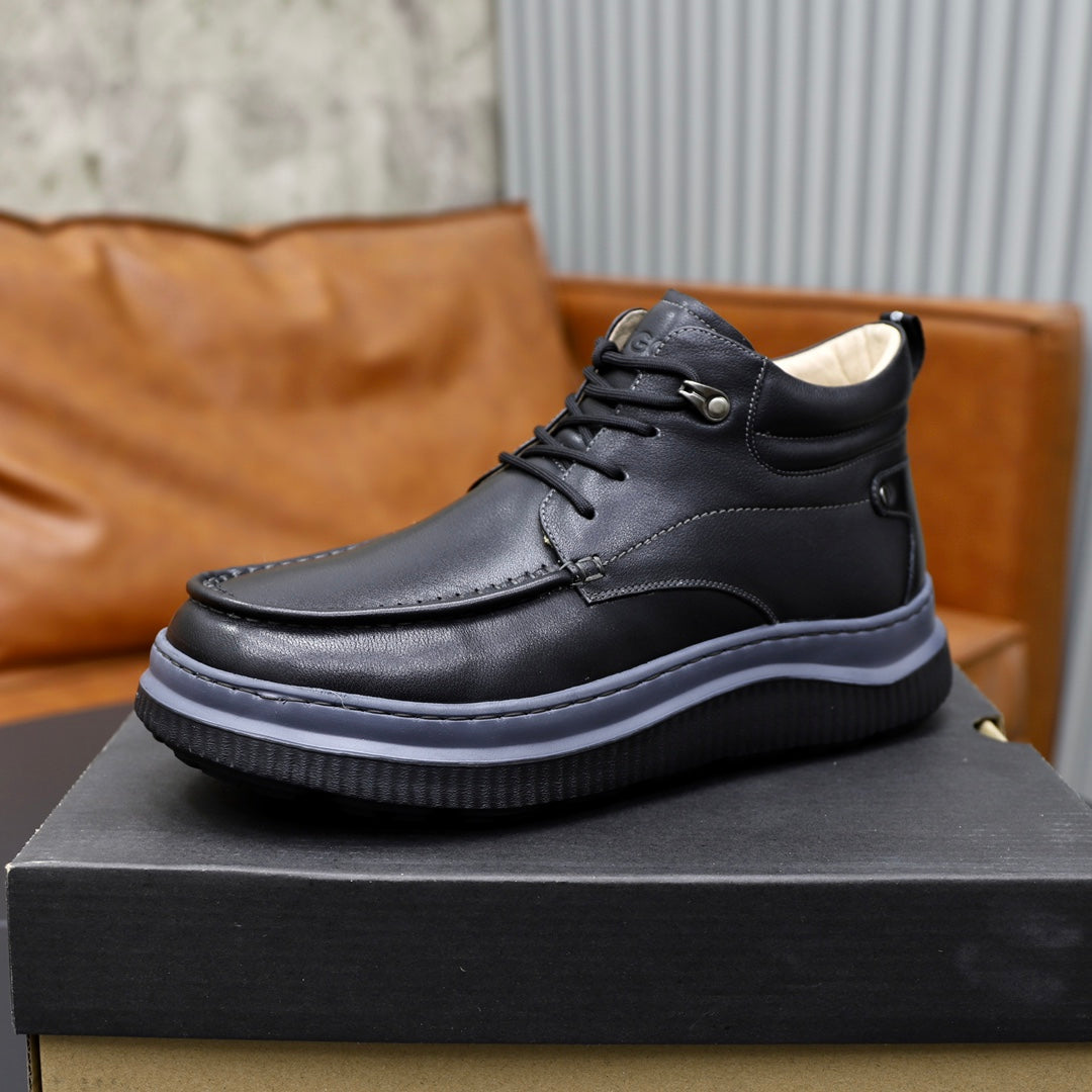 UGG Black Moc-Toe Lace-Up Ankle Boots