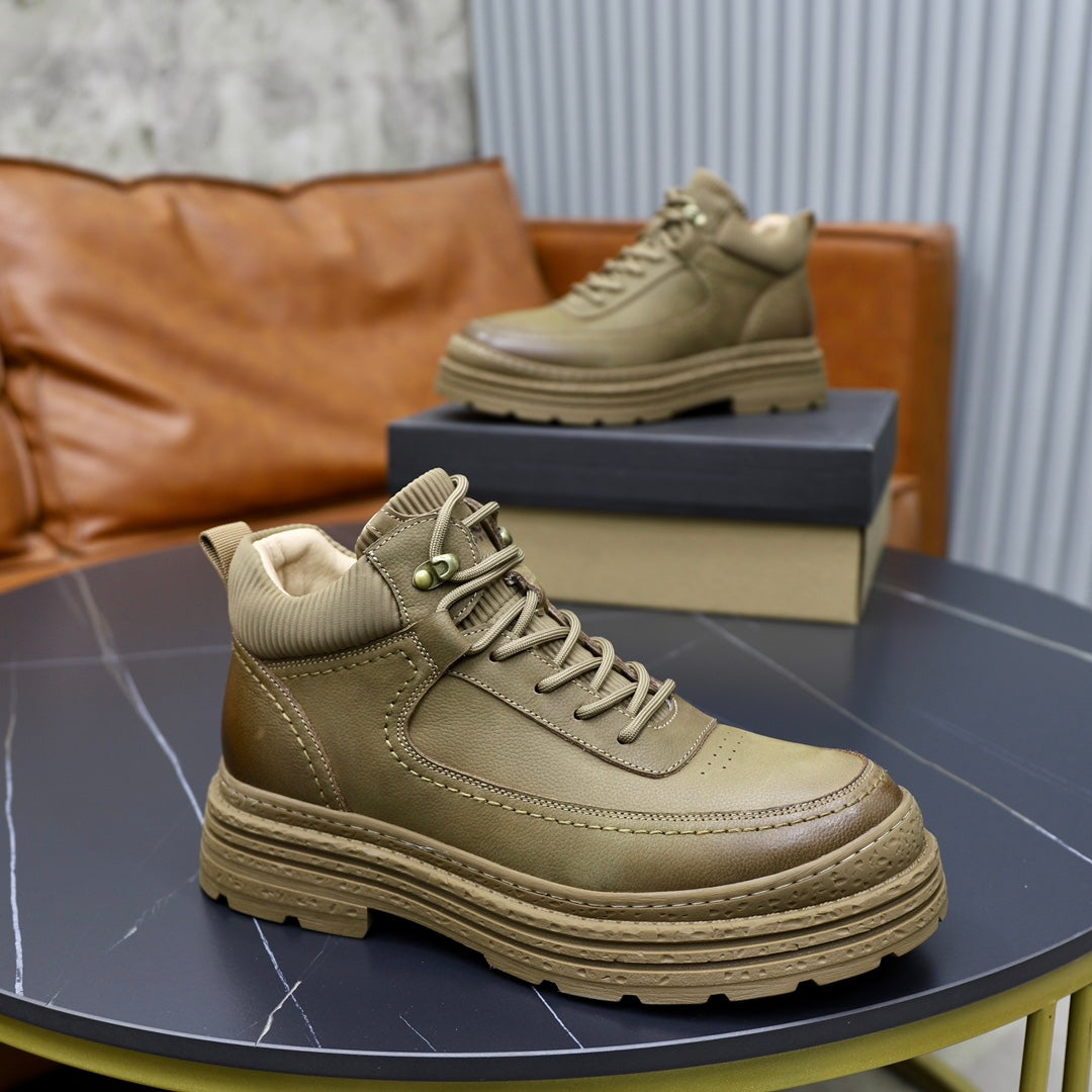 UGG Olive Textured-Sole Lace-Up Ankle Boots