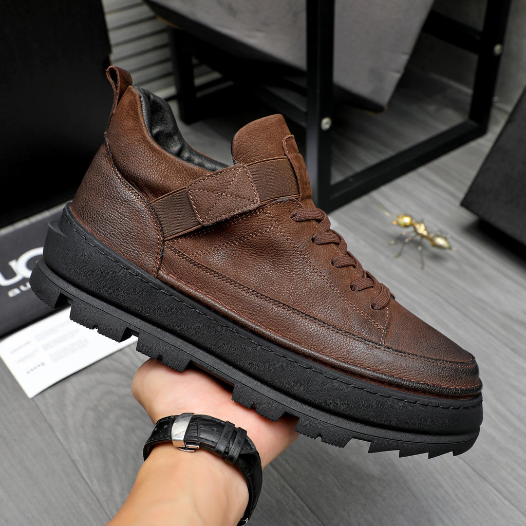 UGG Brown Strap-Detail Lug-Sole Ankle Boots